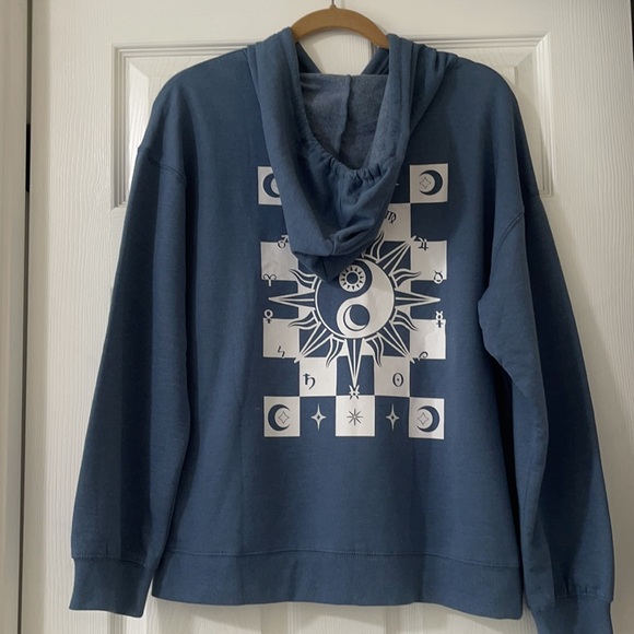 Rebellious One Pullover hoodie - Picture 5 of 7